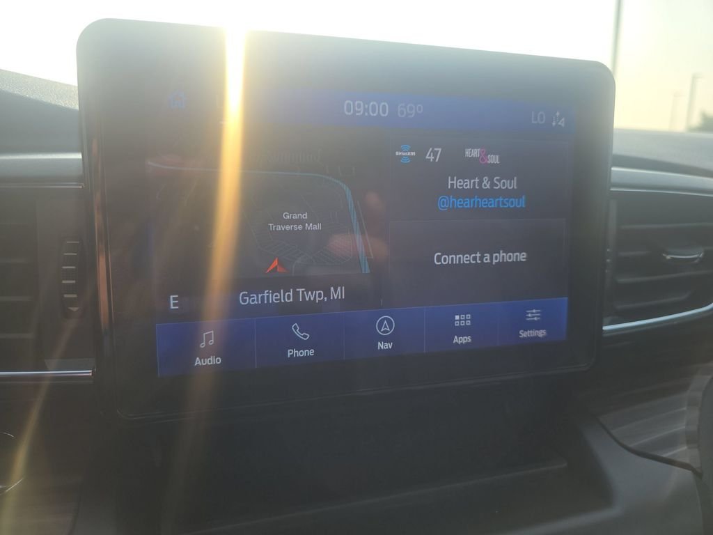 Used 2020 Red Metallic Ford Limited image 11