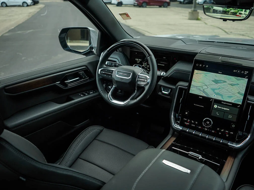 2026 GMC Yukon XL Denali - Photo 15