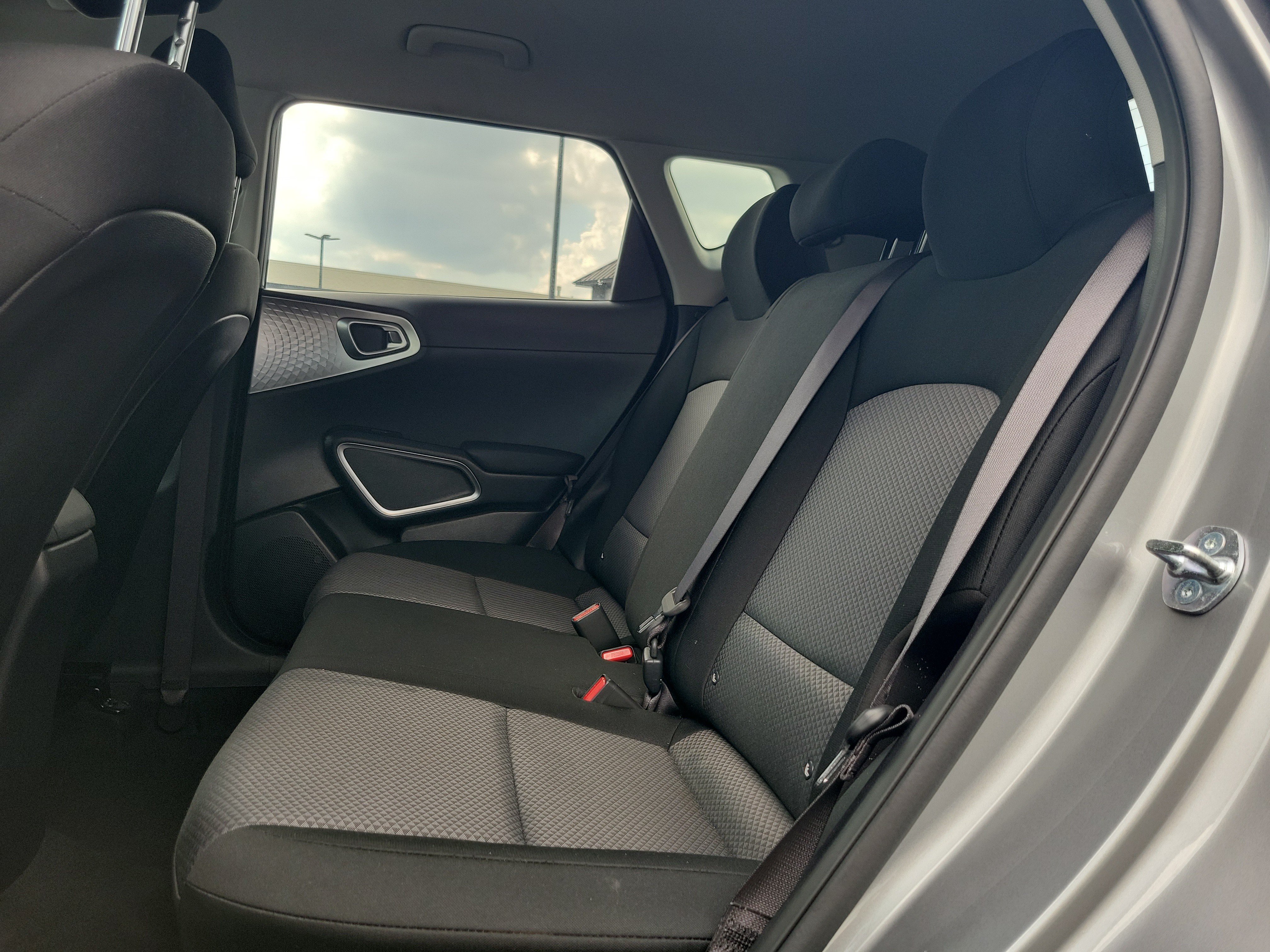 Used 2025 Gray Kia  image 6
