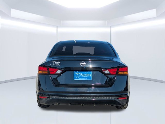 Used 2023 Black Nissan 2.5 S image 5