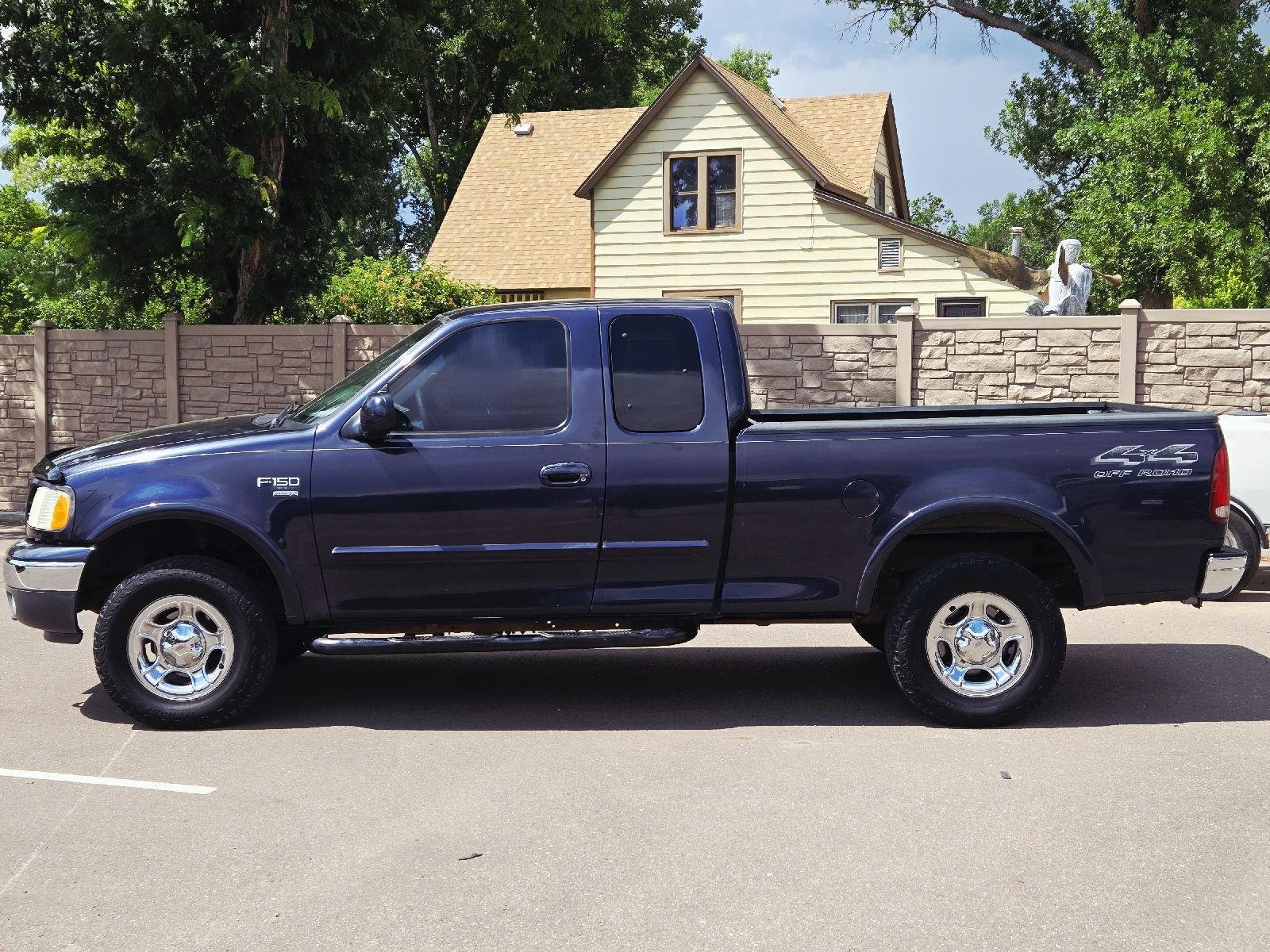 Used 1999 BLUE Ford Lariat image 8