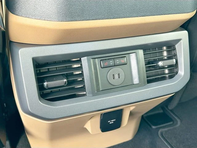 New 2026 White Metallic Ford Lariat image 18