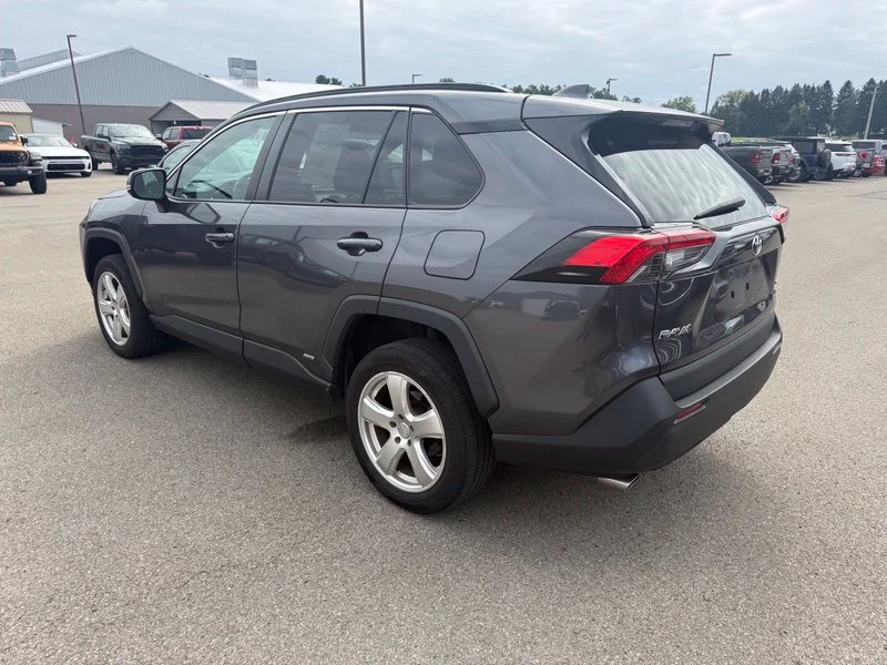Used 2022 Gray Toyota XLE image 18