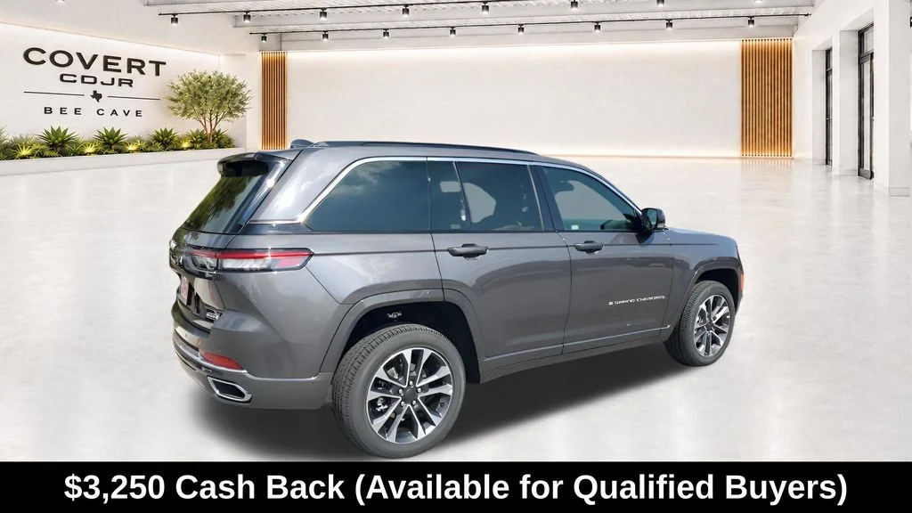 New 2025 Baltic Gray Metallic Clear-Coat Exterior Paint Jeep Overland image 14