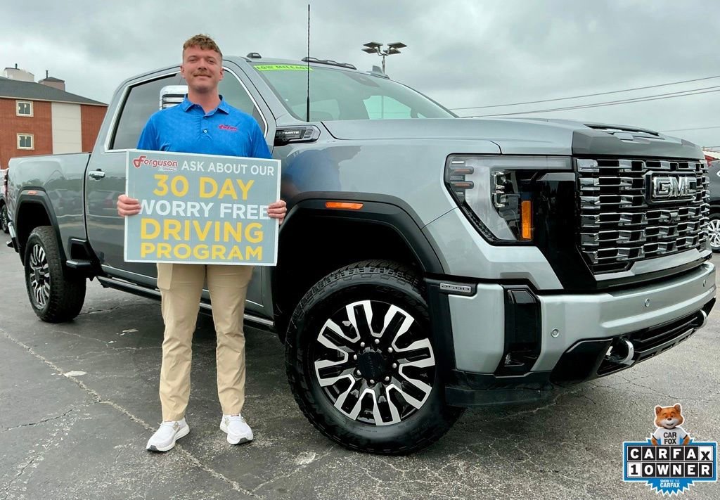 2025 GMC Sierra 4WD Crew Cab Long Box Denali Ultimate's photo