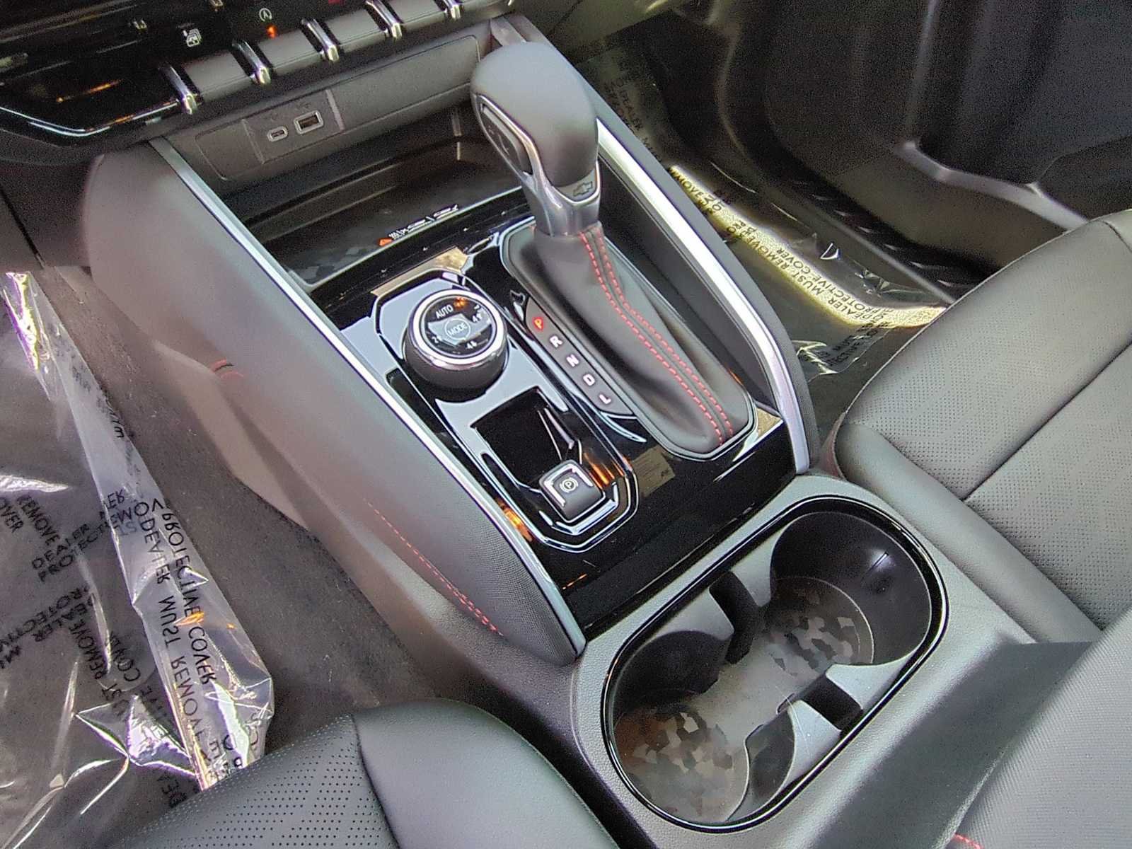 2026 Chevrolet Colorado Z71 - Photo 18
