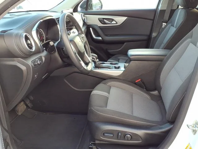 Used 2024 White Chevrolet LT image 12