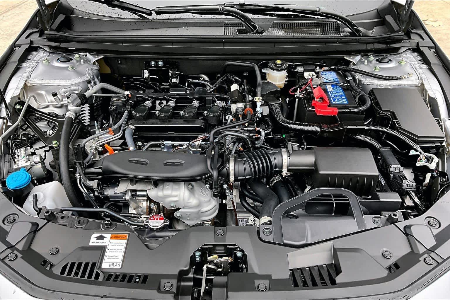 New 2026 Solar Silver Metallic Honda SE image 16
