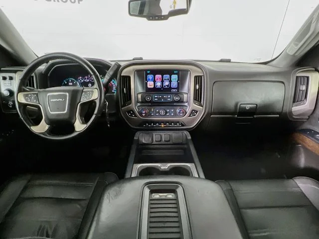 Used 2018 Silver GMC Denali image 24