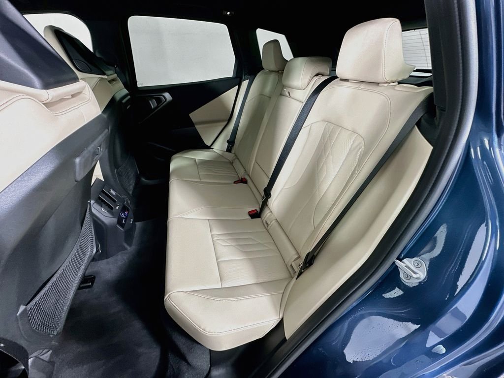2026 BMW X3 30 - Photo 24