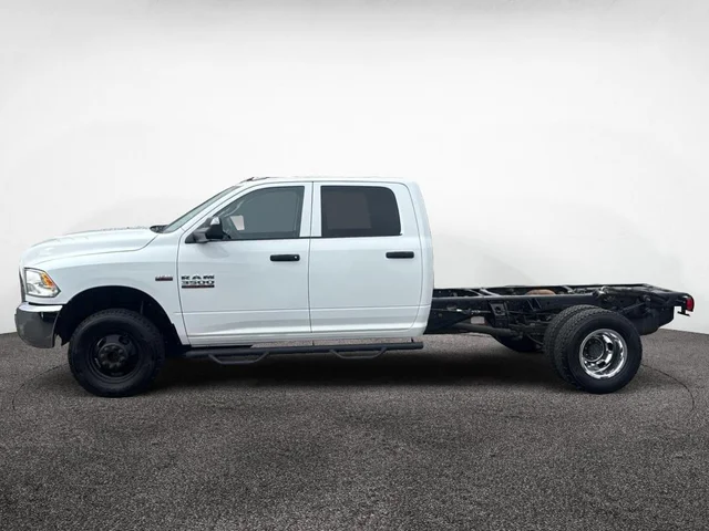2014 Ram 3500 Chassis Tradesman