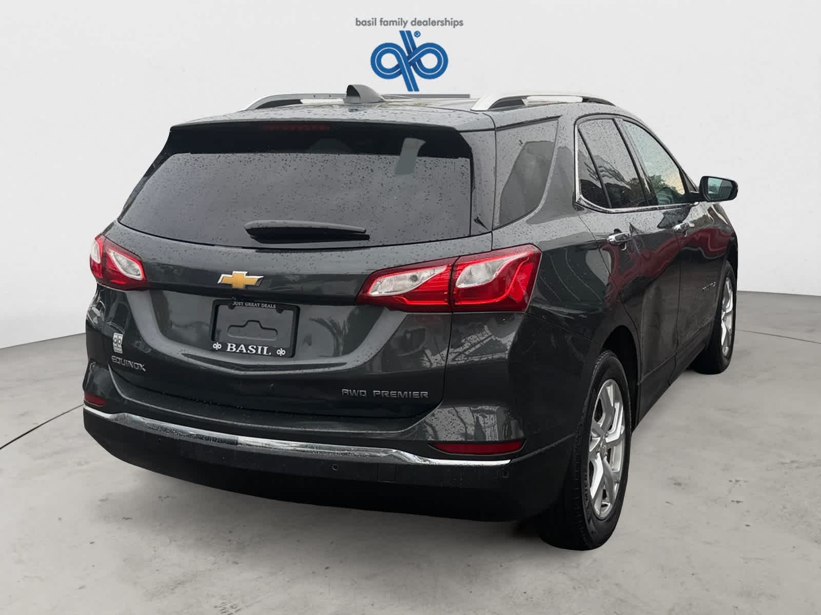 Used 2020 Nightfall Gray Metallic Chevrolet Premier image 7