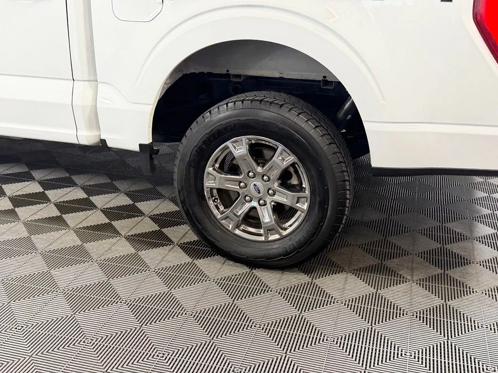 2023 Ford F-150 Lariat - Photo 12