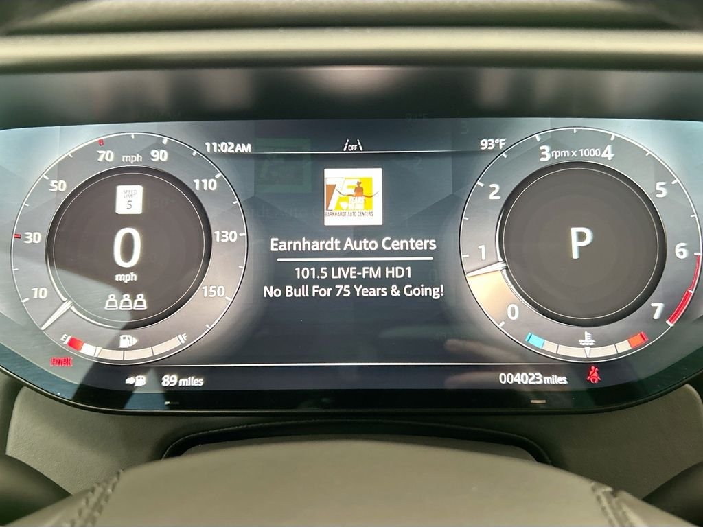 Used 2026 Fuji White Land Rover SE image 33