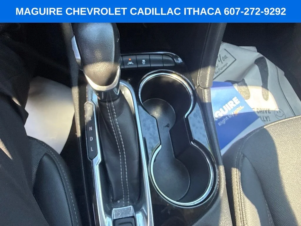 Used 2023 Black Buick Select image 27