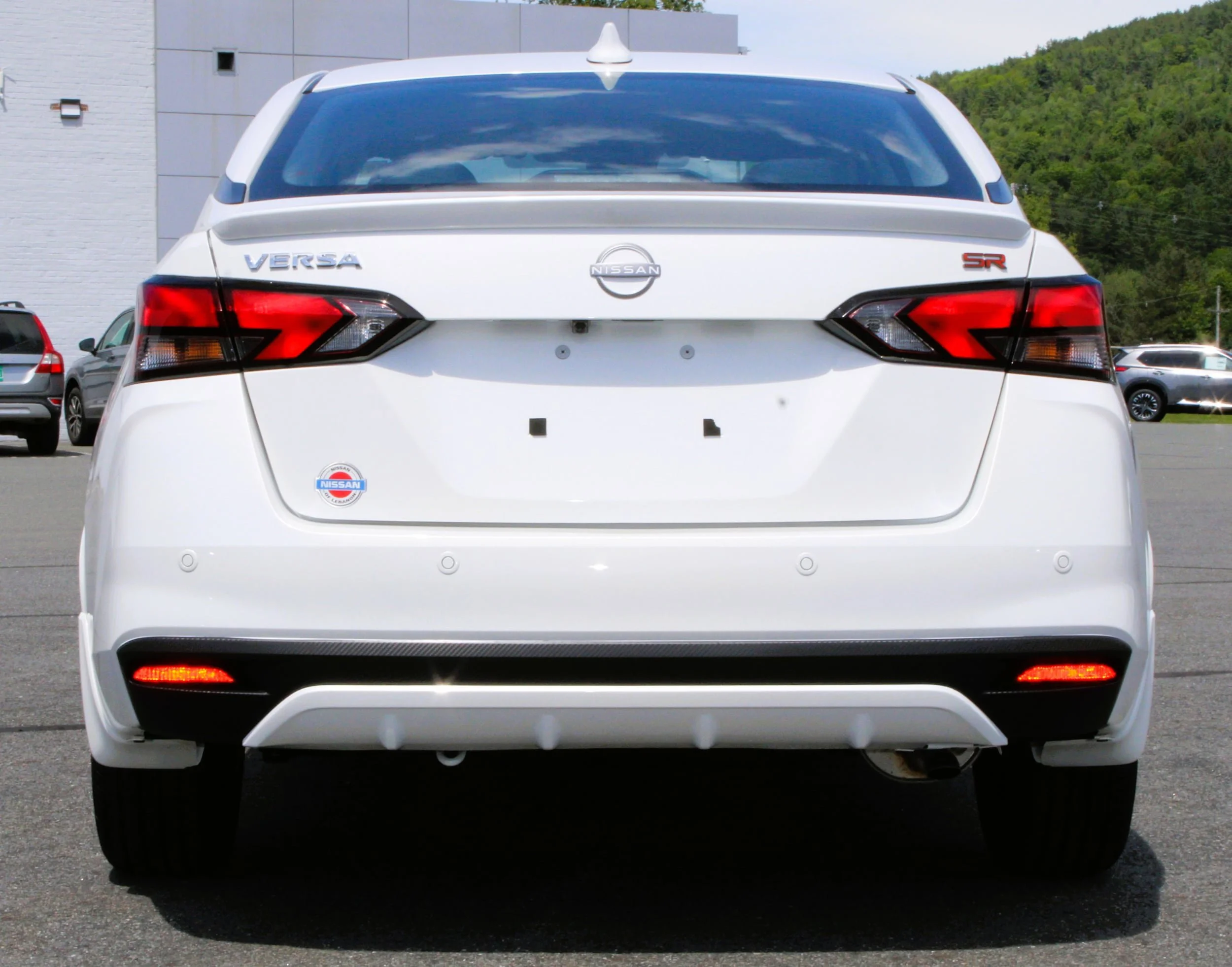 Used 2025 Aspen White Tricoat Nissan SR image 8