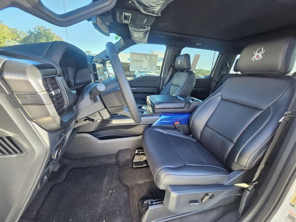 New 2026 Oxford White Ford Lariat® image 6