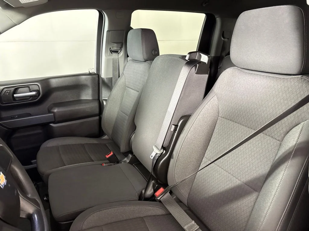 Used 2025 Red Chevrolet Custom image 28