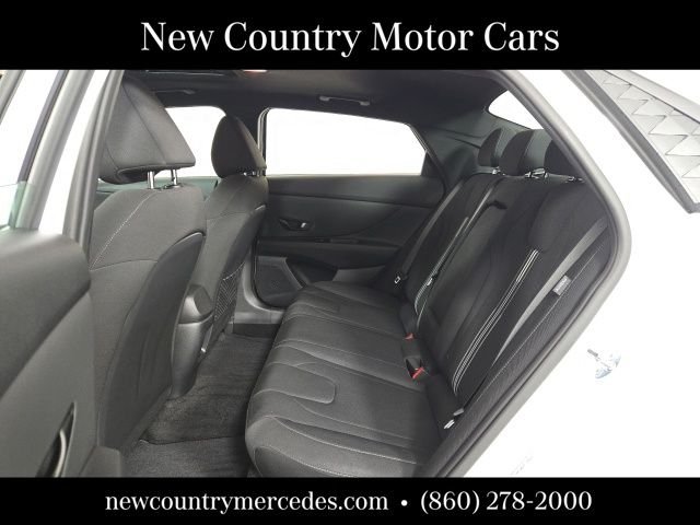 Used 2026 White Hyundai SEL Sport image 13
