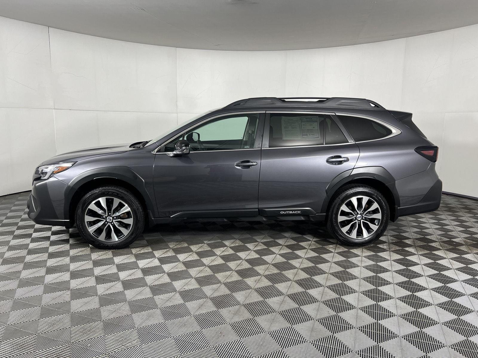 Used 2025 Magnetite Gray Metallic Subaru Limited image 20