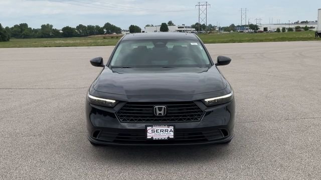New 2026 Crystal Black Pearl Honda SE image 3