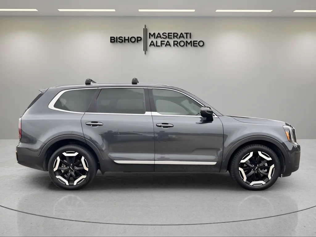 Used 2024 Gray Kia EX image 7