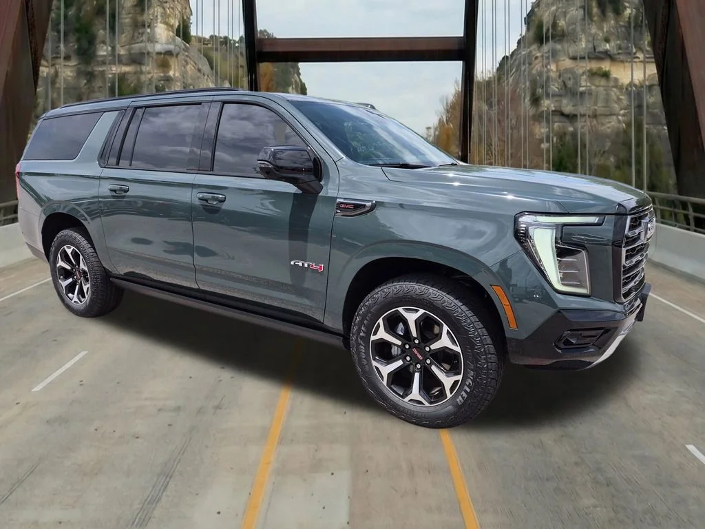 2026 GMC Yukon 4WD AT4's photo