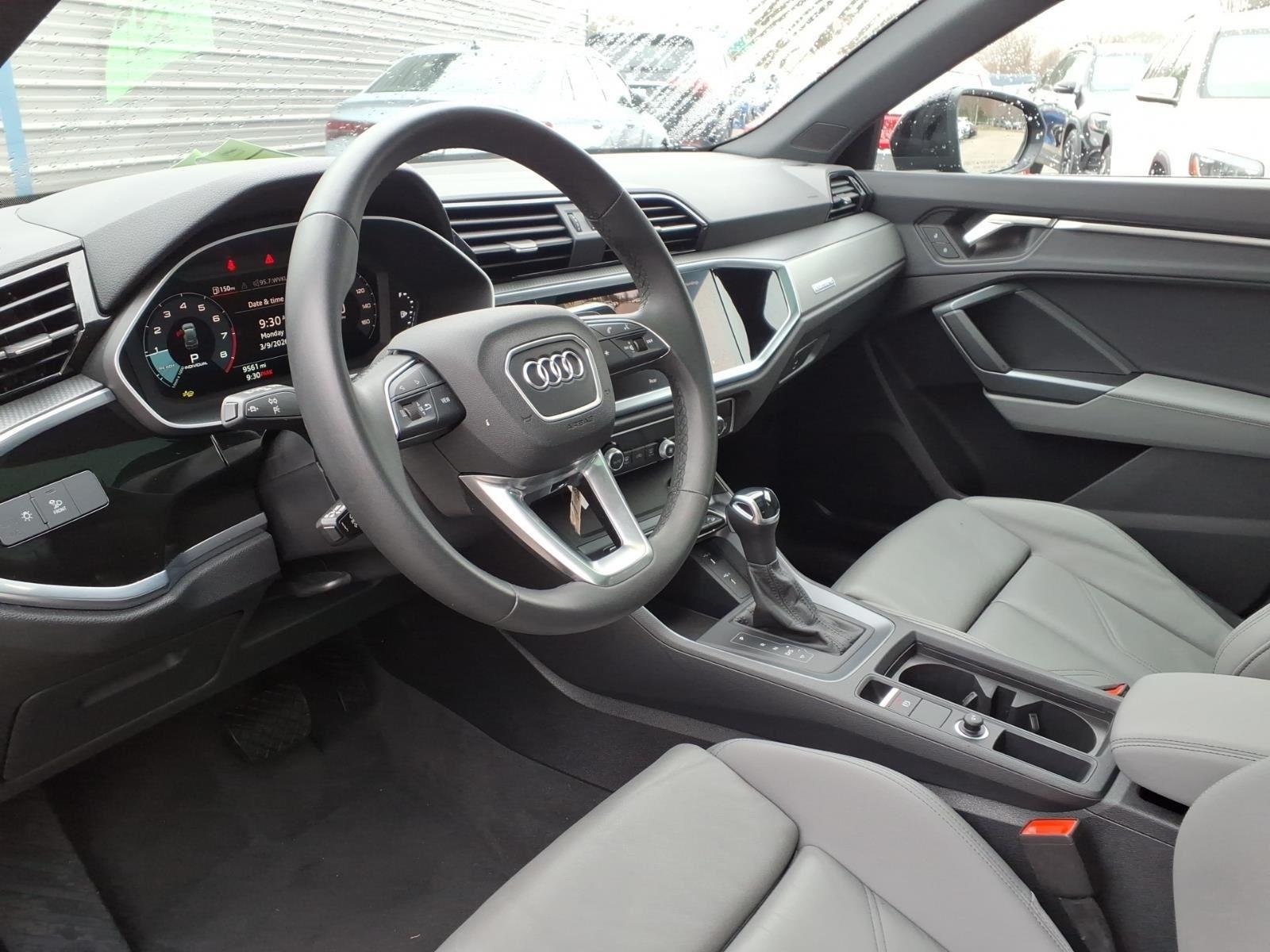 Used 2025 Mythos Black Metallic Audi S line Premium image 26