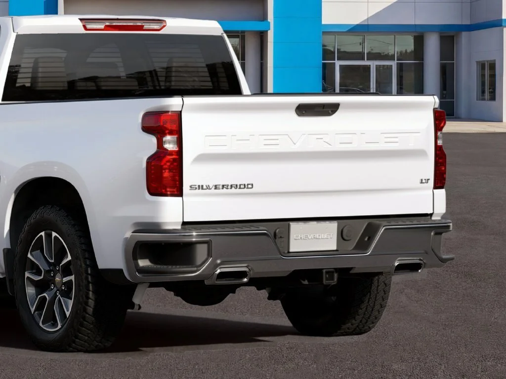 New 2026 Summit White Chevrolet LT image 7