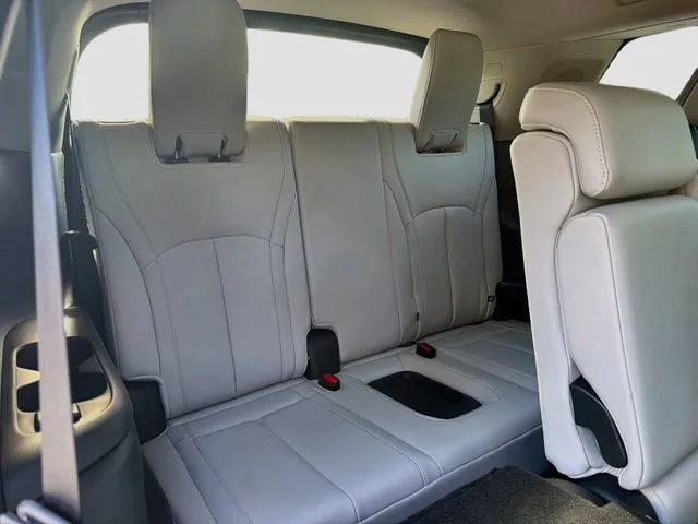 Used 2026 Grand Blue INFINITI LUXE image 21