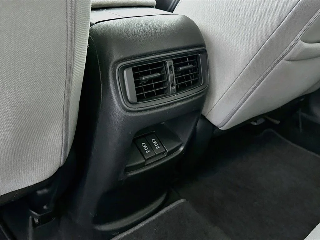 Used 2017 Silver Honda EX image 26