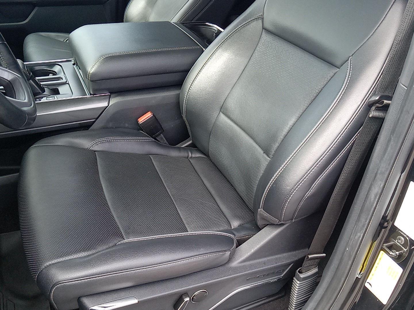 Used 2023 Ford F-150 Lariat with VIN 1FTFW1ED2PFB63377 for sale in Kansas City