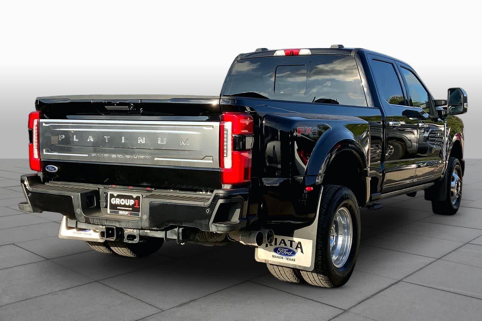 Used 2024 Agate Black Ford Platinum image 13