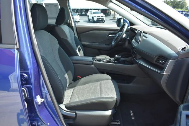 Used 2023 Blue Nissan SV image 18