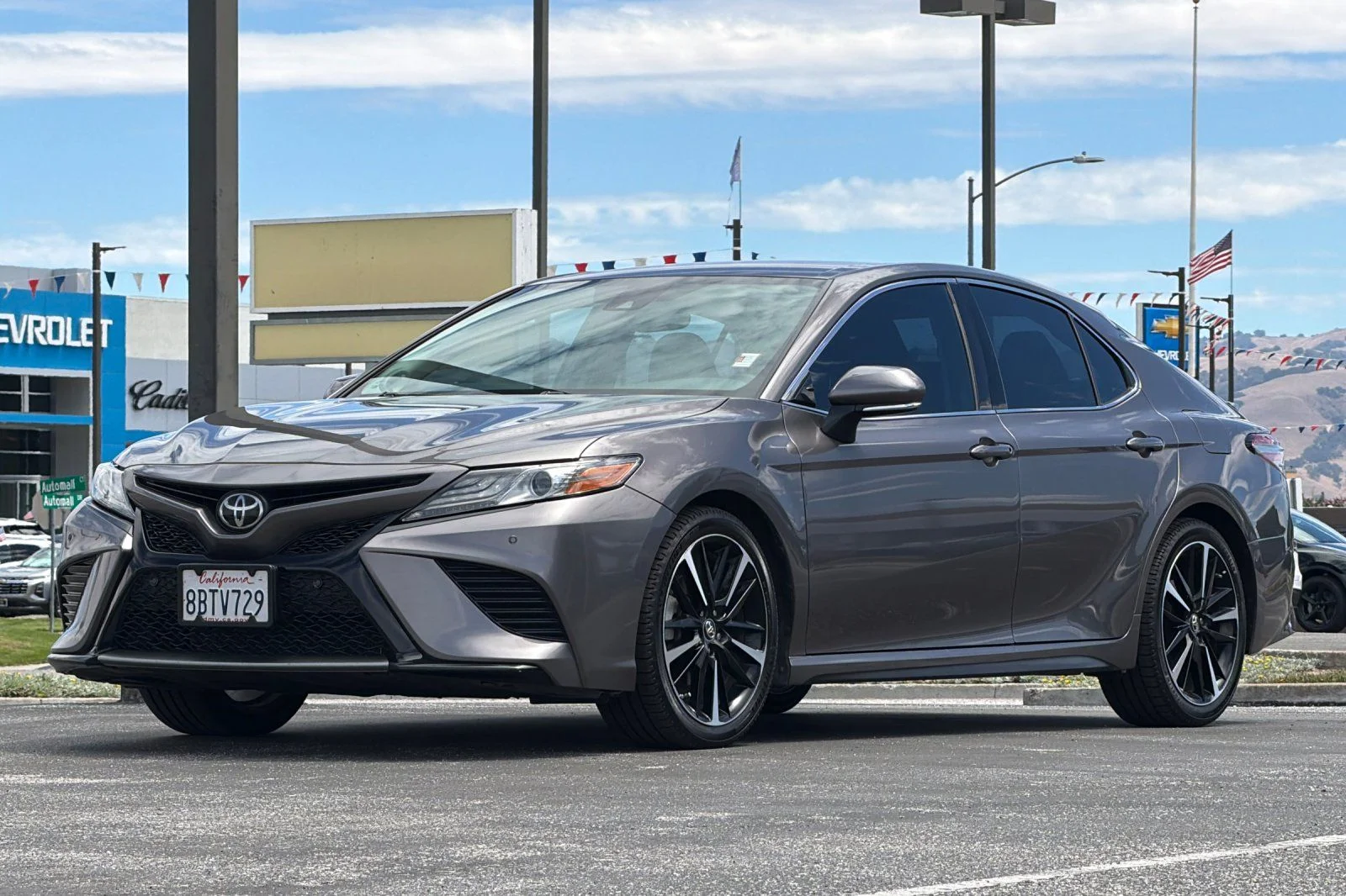 Used 2018 Gray Toyota XSE image 10