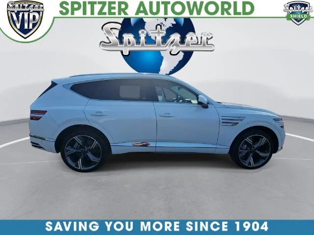 Used 2025 White Genesis 2.5T Prestige image 1