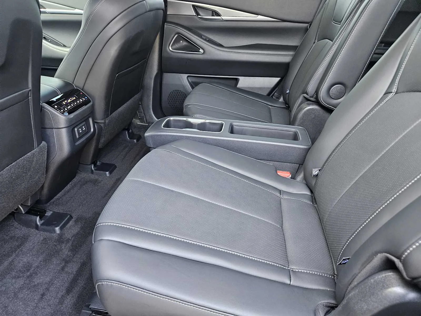 Certified Used 2027 Mineral Black INFINITI SPORT image 26