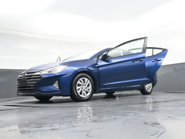 Used 2020 Blue Hyundai SE image 44