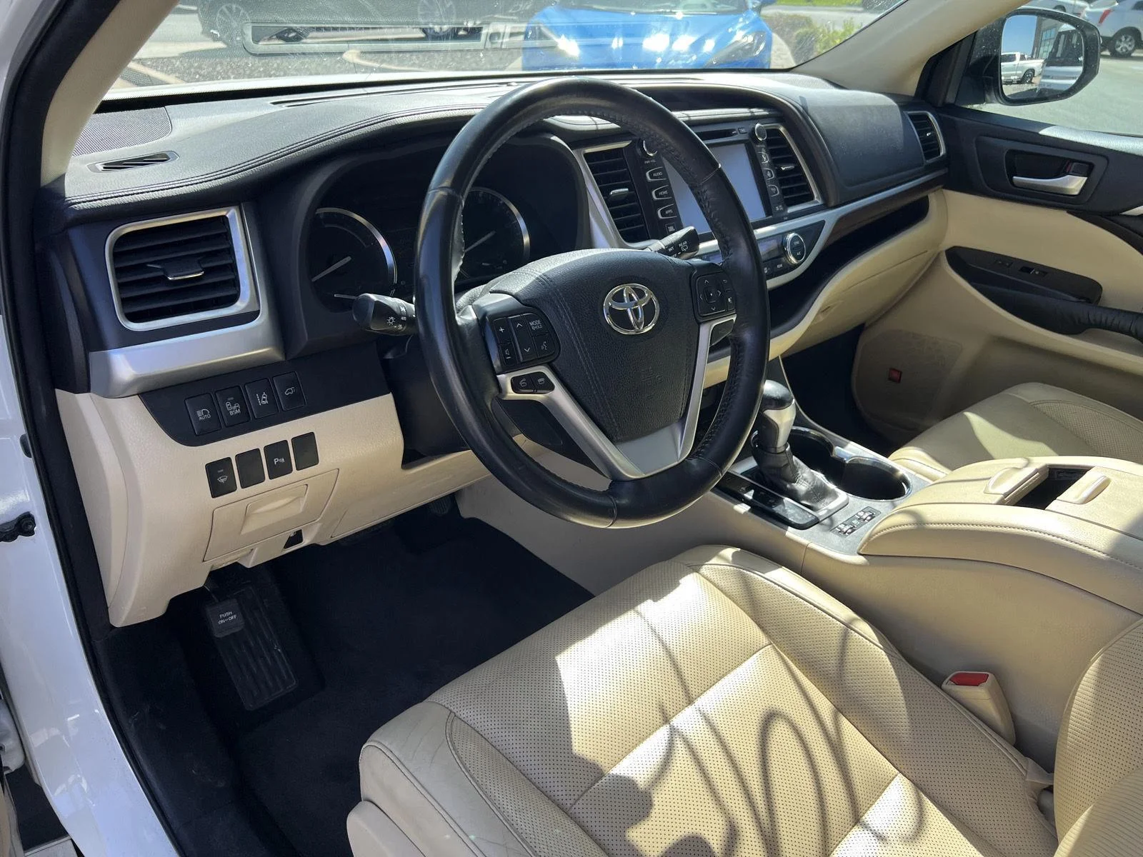 2015 Toyota Highlander Limited - Photo 17
