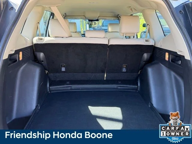 Used 2020 White Honda LX image 32