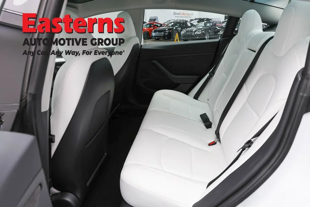 Used 2023 White Tesla Base image 15