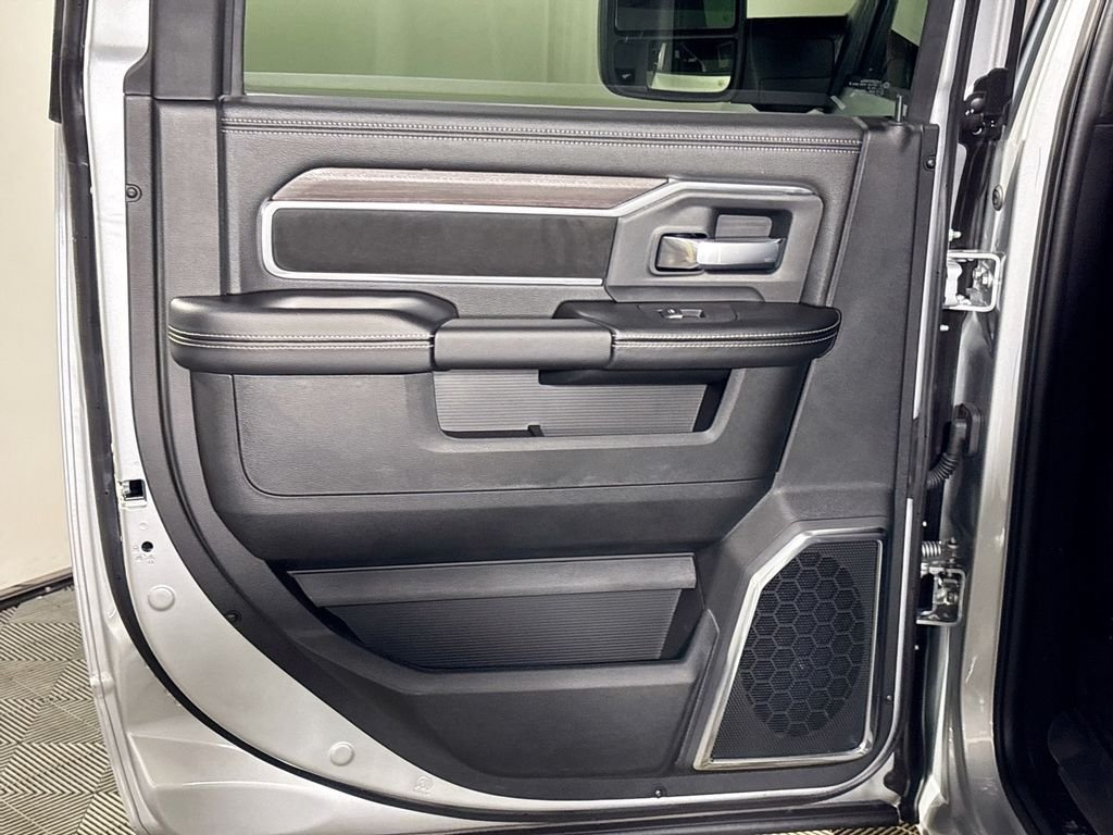 New 2026 Silver-Zynith Exterior Paint RAM Laramie image 19