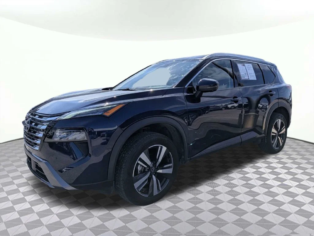 Used 2026 Blue Nissan SL image 7