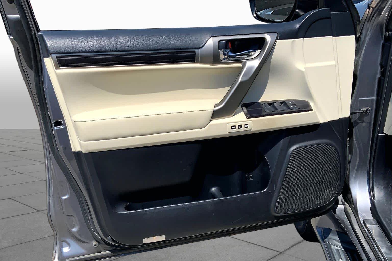 Used 2020 Nebula Gray Pearl Lexus Premium image 20