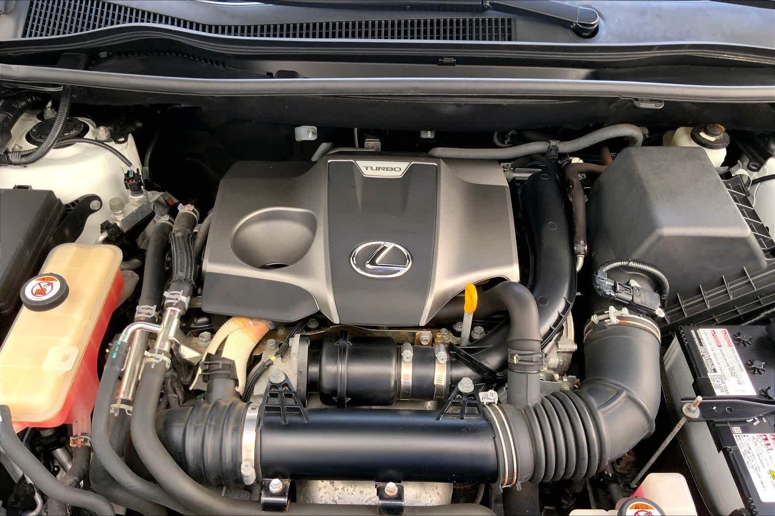 Used 2019 Ultra White Lexus F SPORT image 30