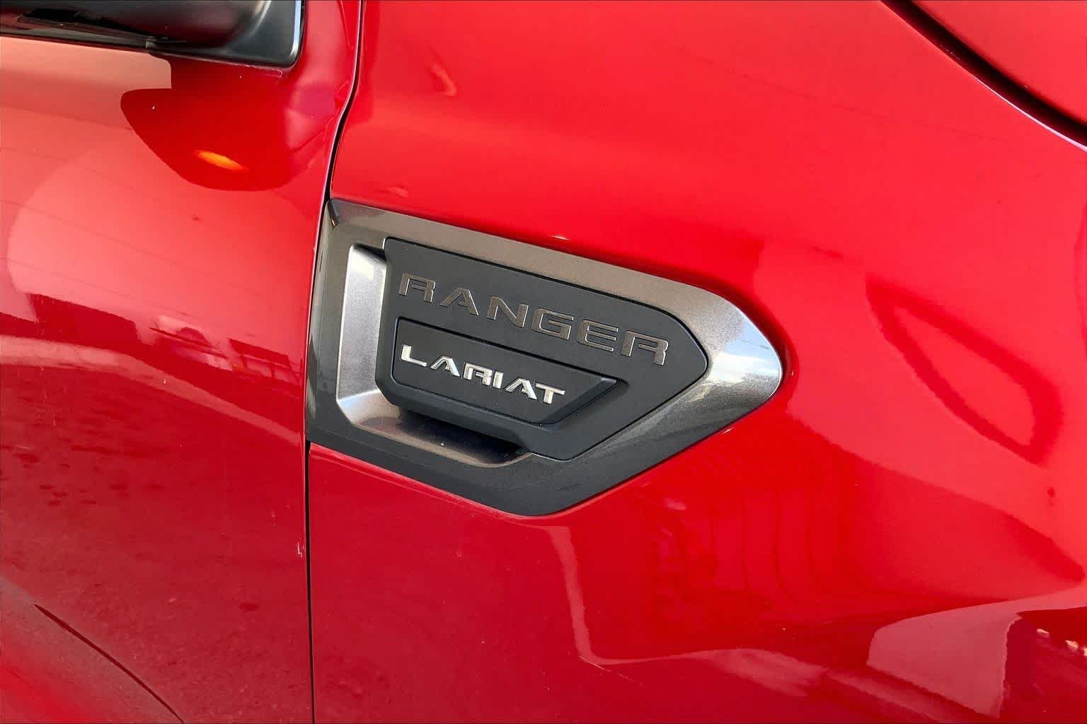Used 2021 Rapid Red Metallic Tinted Clearcoat Ford LARIAT image 32