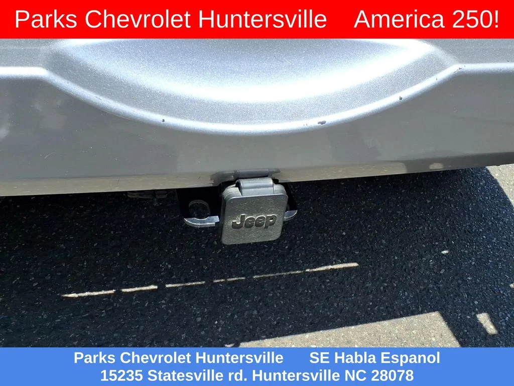 Certified Used 2017 Silver Jeep Unlimited Sahara image 35