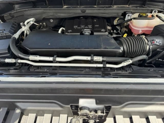 Used 2023 Summit White GMC SLE image 27