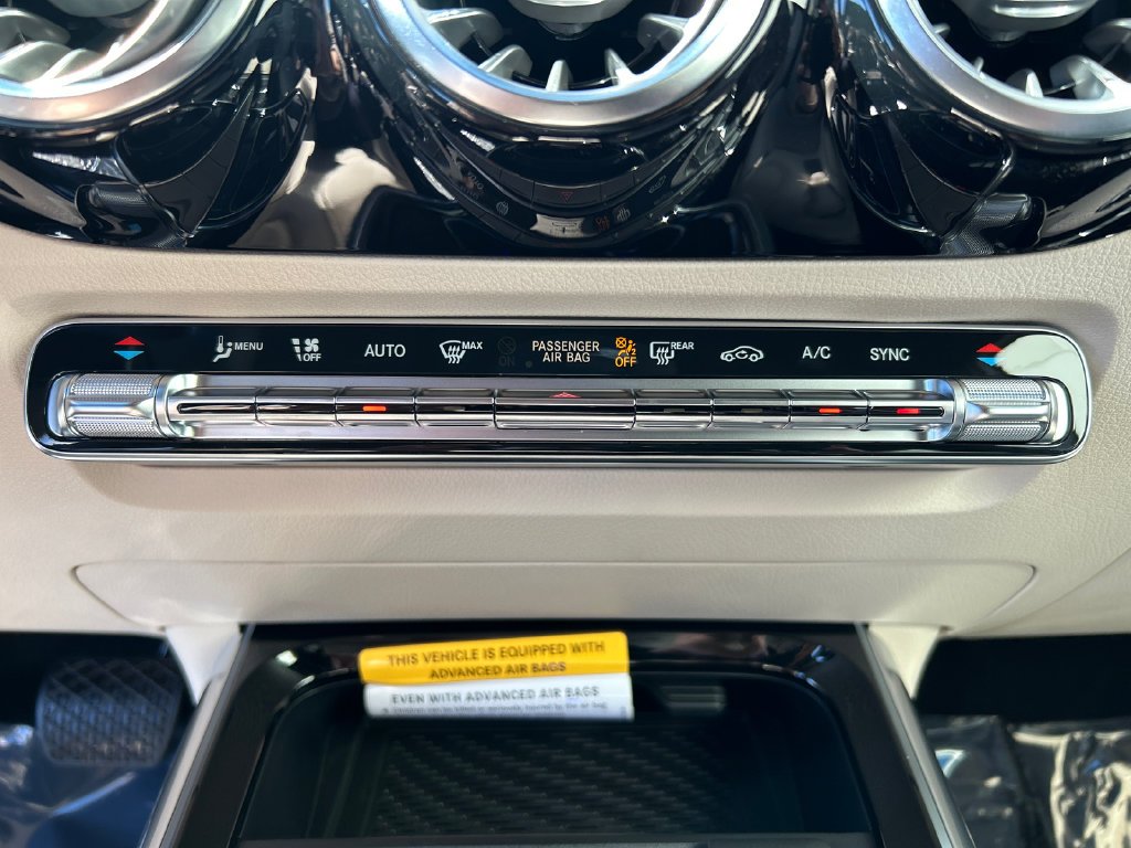 New 2026 Polar White Mercedes-Benz GLA 250 image 20