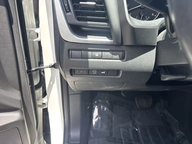 Used 2023 White Nissan SV image 24